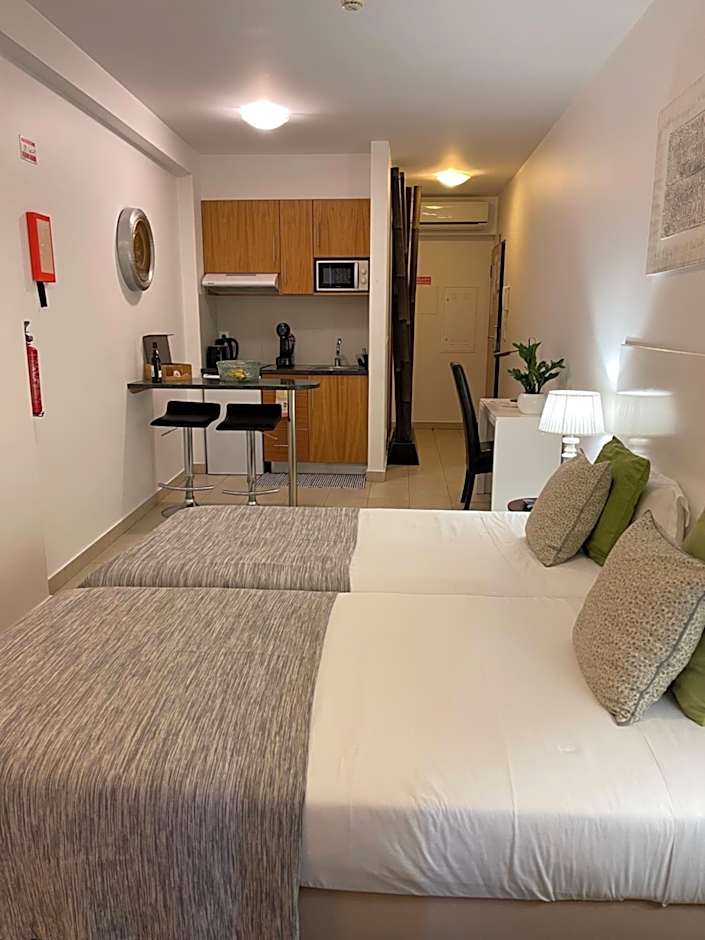 Esmeralda Holidays Apartments