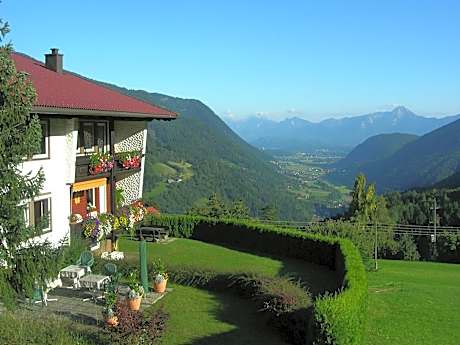 Apartment in Afritz near Ski Resorts