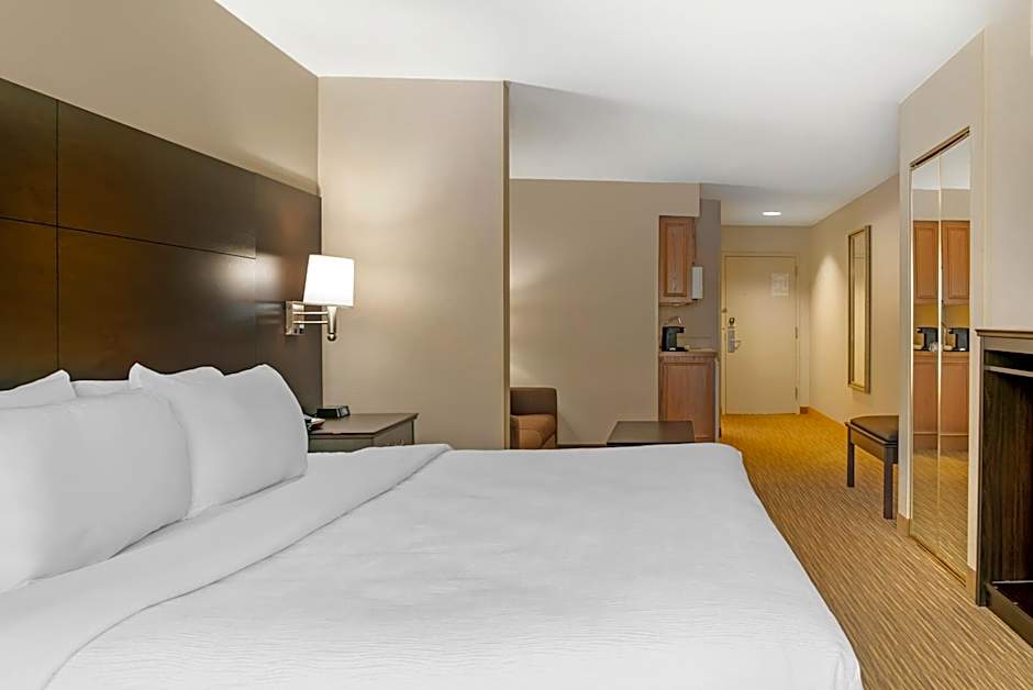 Quality Inn & Suites Monroe