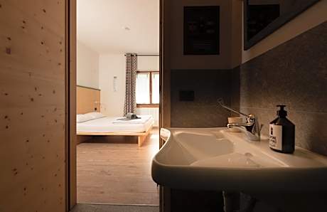 Economy Double or Twin Room