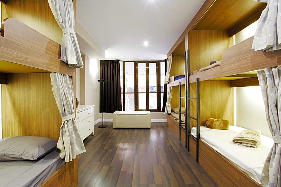 Barcelona & You Hostel Sagrada Familia