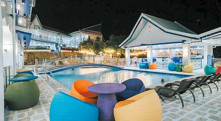 Santiago Cove Hotel and Restaurant