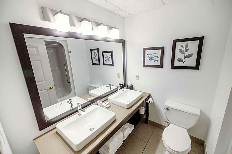 Parkview Inn & Suites, Lancaster Amish Country, PA