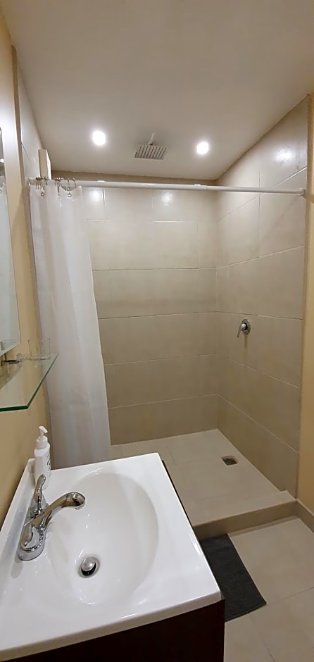 Costero Inn - Not Hotel -