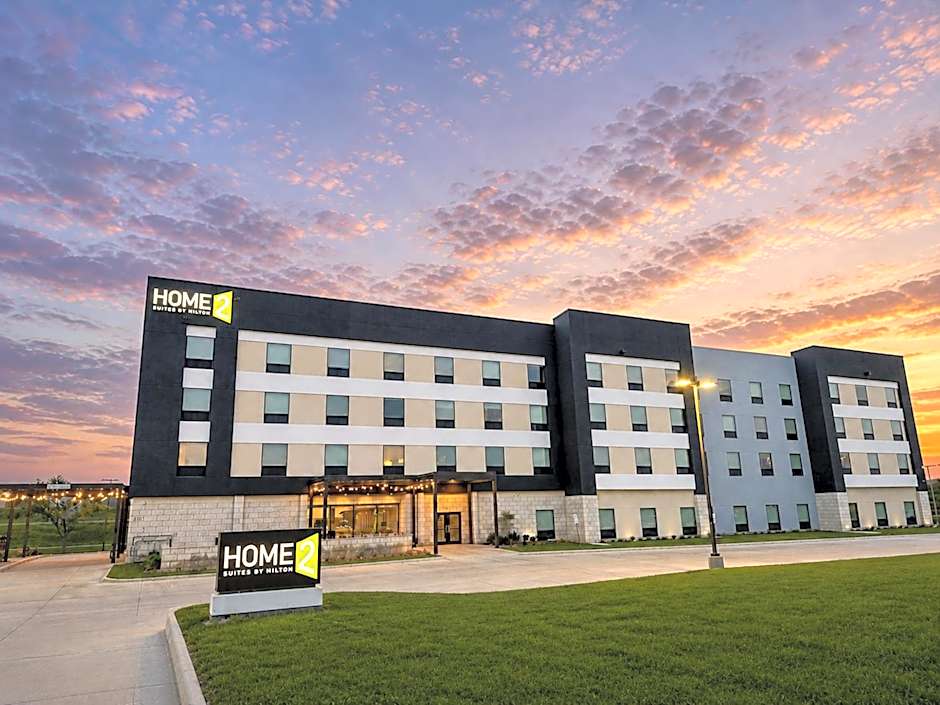 Home2 Suites by Hilton - Wichita Northeast