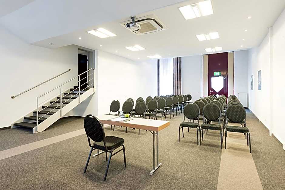 Hotel München City Center Affiliated by Melia