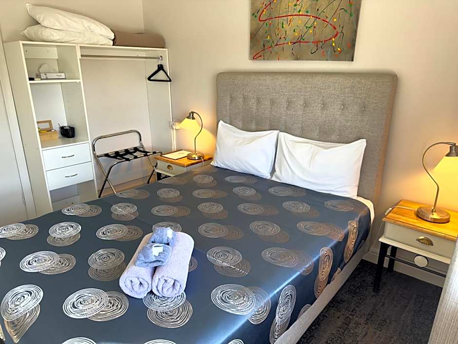 Tailem Bend Riverside Hotel