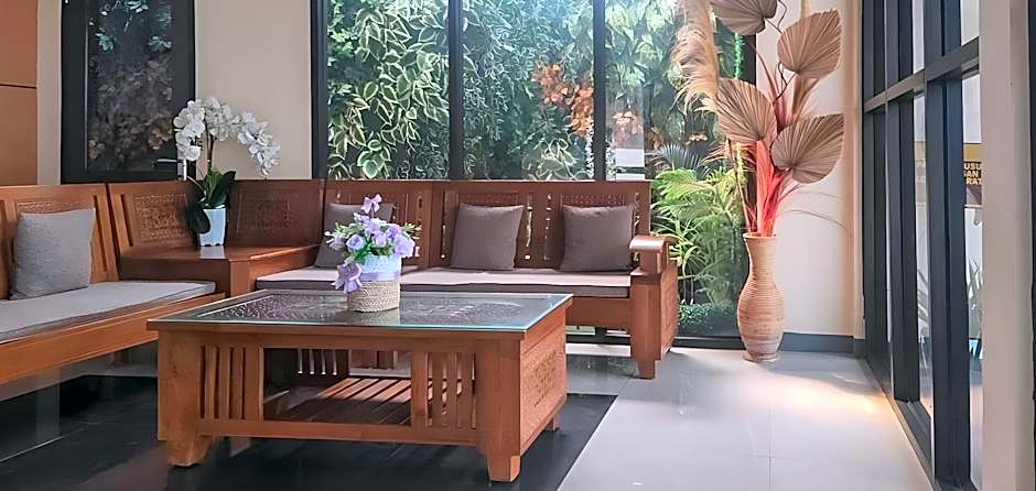 RedDoorz @ Merauke City Center