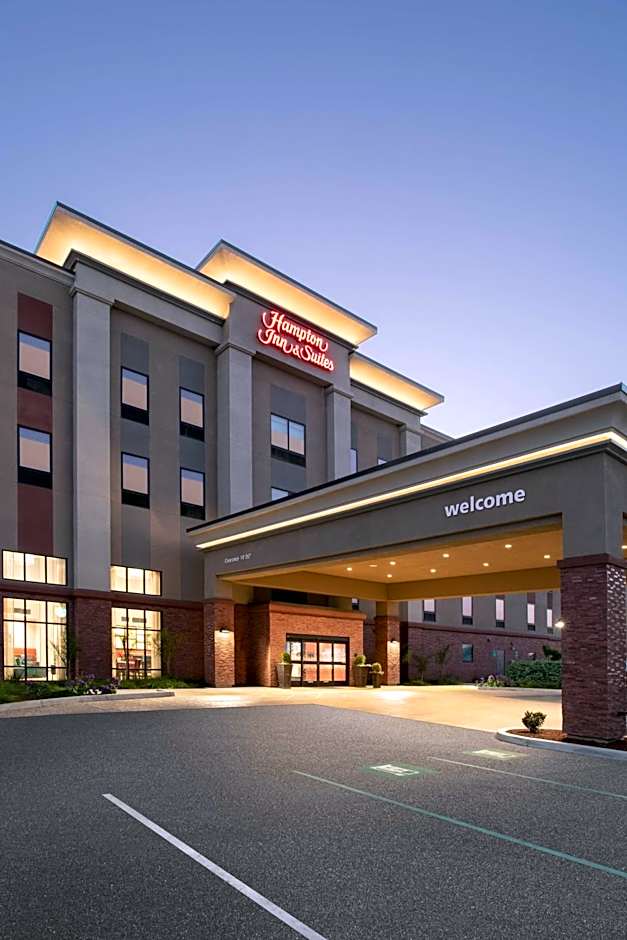 Hampton Inn By Hilton & Suites Watsonville, CA