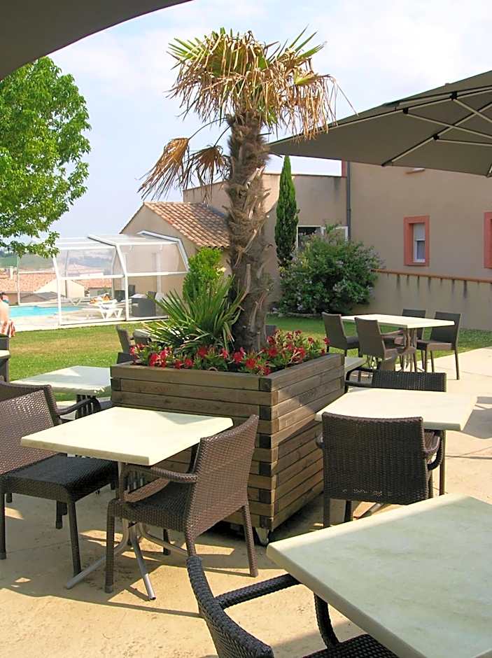 Logis Hôtel - Auberge du Pastel - Hôtel 3 étoiles et Restaurant