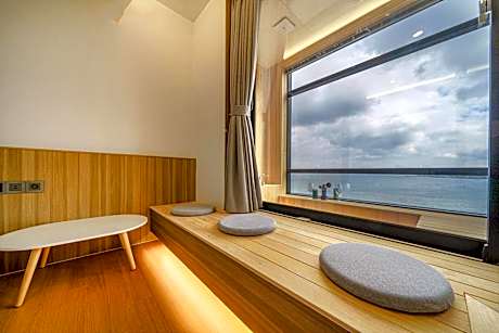 Suite Hinoki Spa Room with Seaview