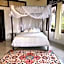 The Palms - Seraya Shores Retreat Bali