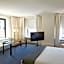 The Chicago Hotel Collection Ambassador Gold Coast