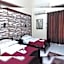 New Palace Hotel