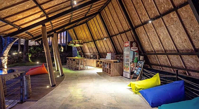 Bong Lux Hostel