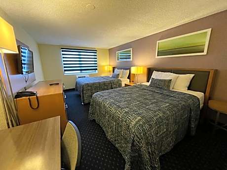 Standard Queen Room with Two Queen Beds