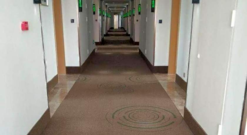 GreenTree Inn Nantong Zhangzhishan Town Deli Plaza Express Hotel