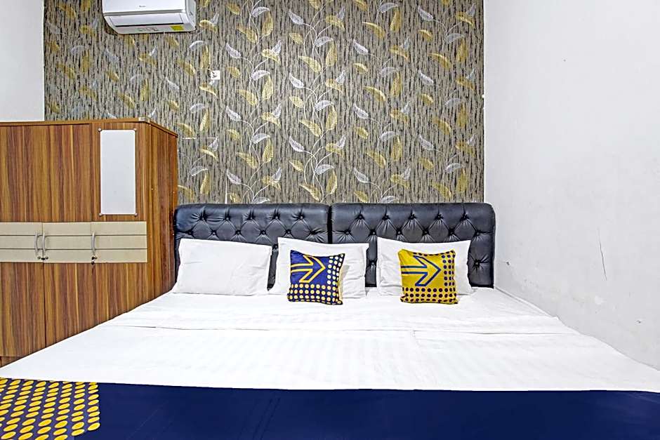 SPOT ON 91521 Mayong Guesthouse