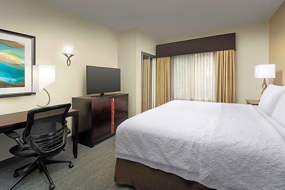 Hampton Inn By Hilton & Suites Alpharetta