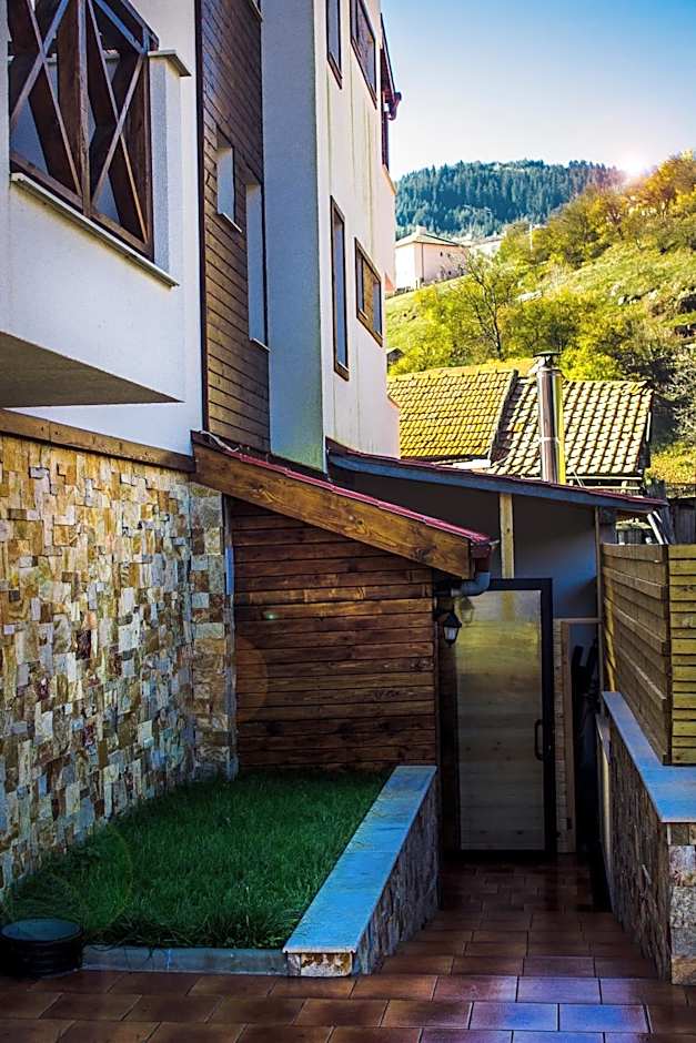 Trigrad Hotel