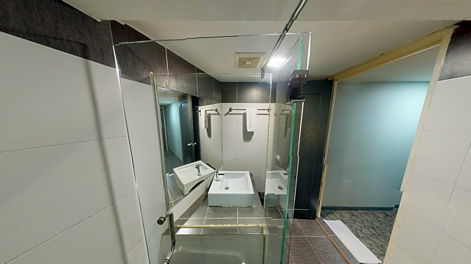 Kosma Boutique Hotel