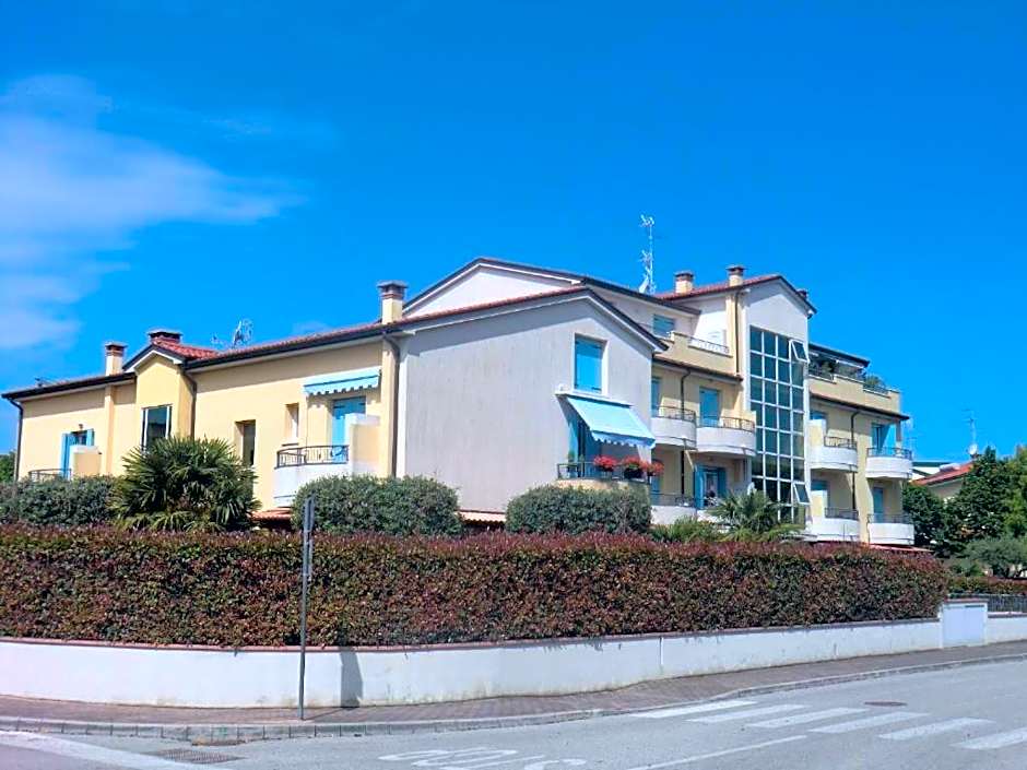 Residence Elisa Luxurious Apartment - AGENZIA COCAL