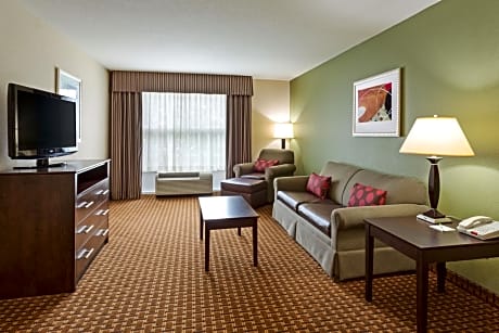 1 Bedroom Suite Jetted Tub