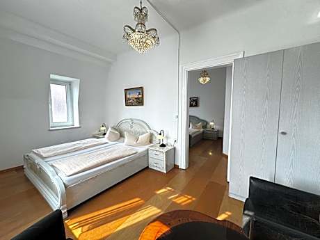 Classic Quadruple Room