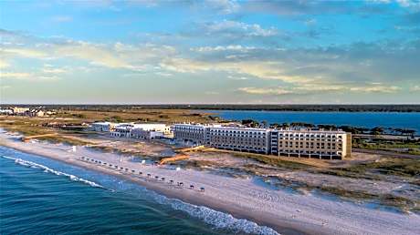 The Lodge at Gulf State Park, A Hilton Hotel