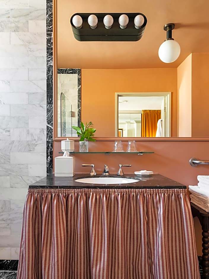 The Hotel Lili
