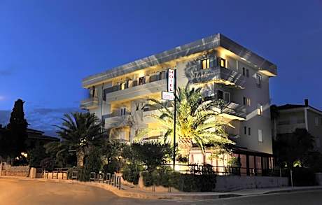 Hotel Mistral