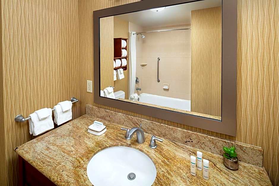 Hampton Inn By Hilton & Suites Scottsdale at Talking Stick