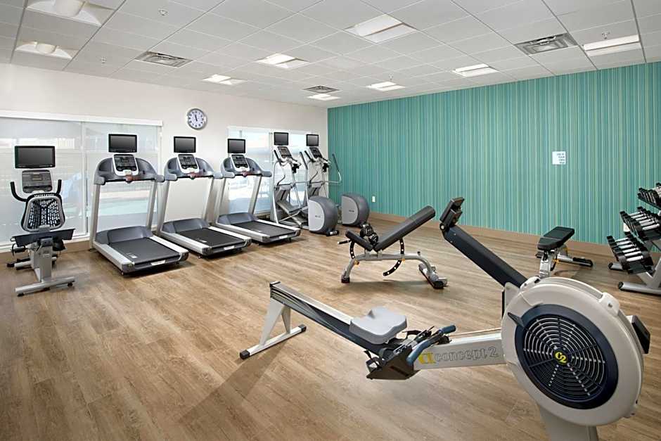 Holiday Inn Express & Suites San Antonio North - Windcrest By IHG