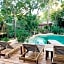 Nahouse Jungle Lodges
