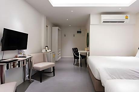 Special Room B - Massage Chair