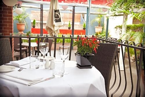 Ramada by Wyndham Brisbane Windsor