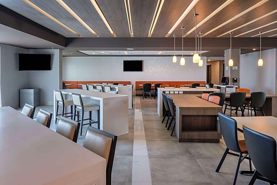 Wingate by Wyndham Kanata West Ottawa