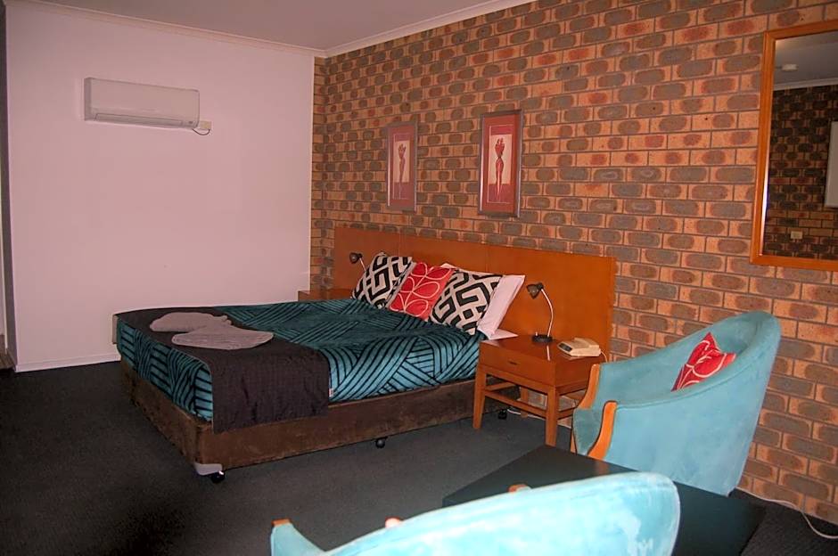 Horsham Mid City Court Motel