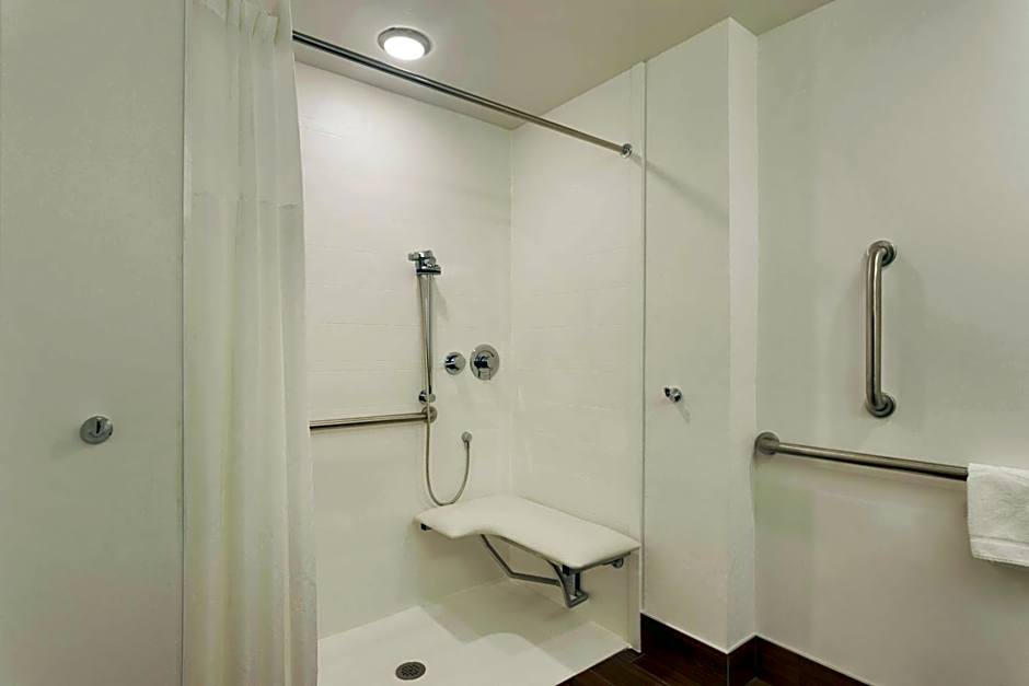 Hampton Inn By Hilton And Suites Springdale