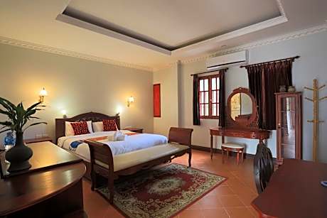 Grand Deluxe Double bed