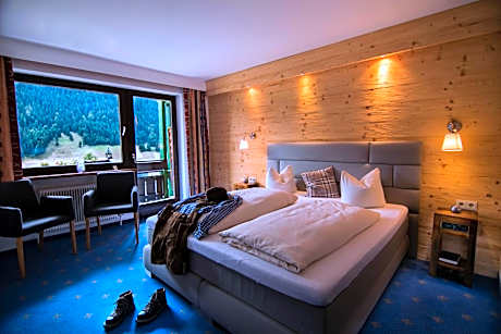 Double Room with Balcony