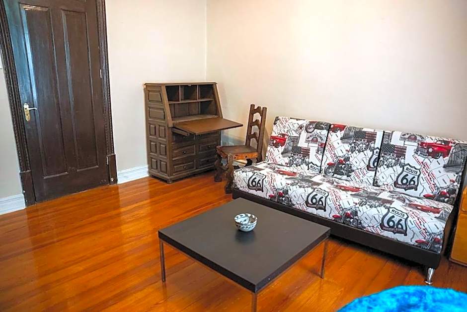 HABITACIONES EN EXCELENTE UBICACIÓN PARA 8 PERSONAS