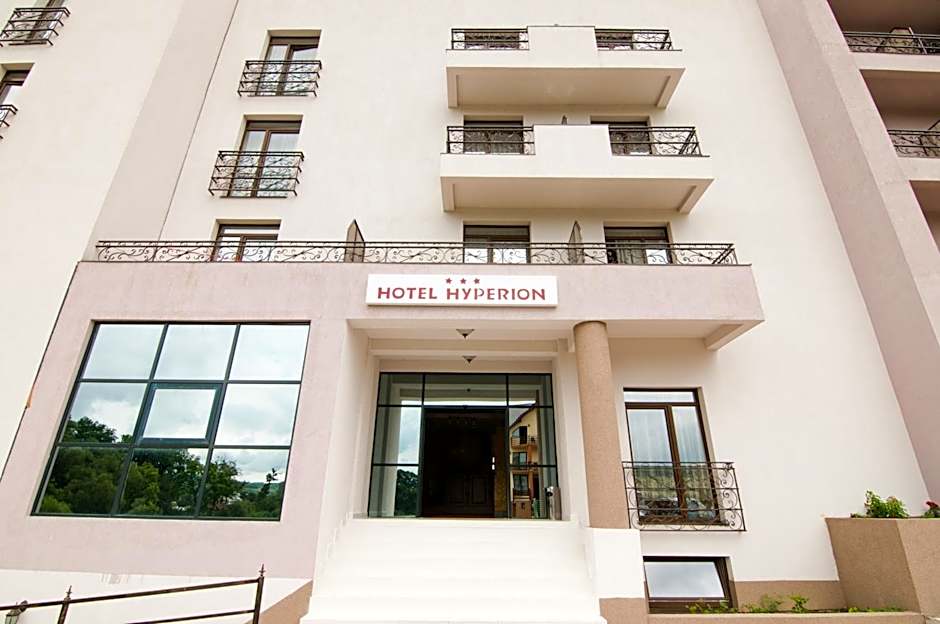 Hotel Hyperion