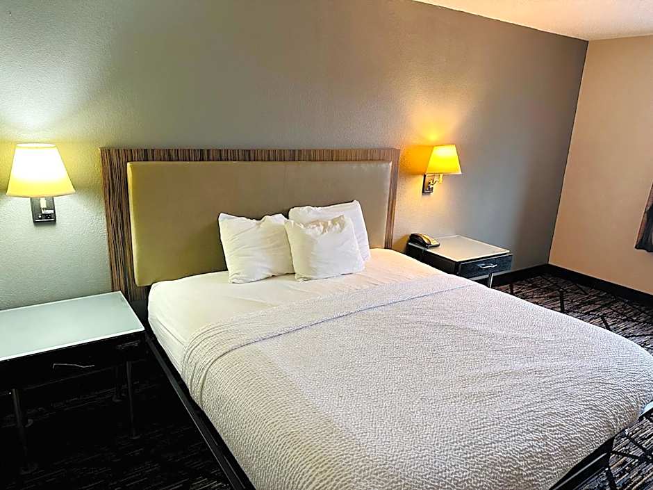 BlissPoint Inn Northwest Indianapolis