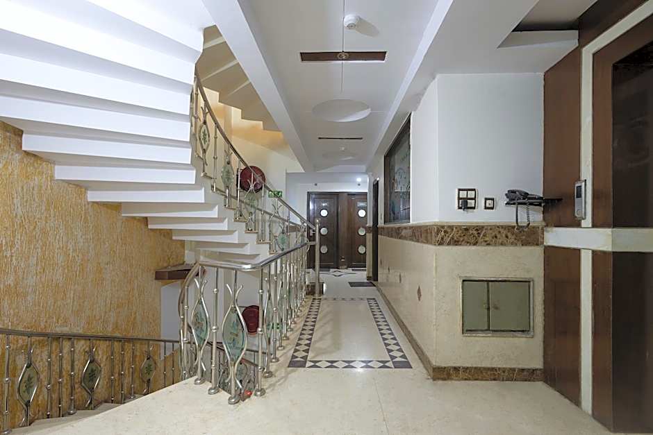 Hotel Shivdev International