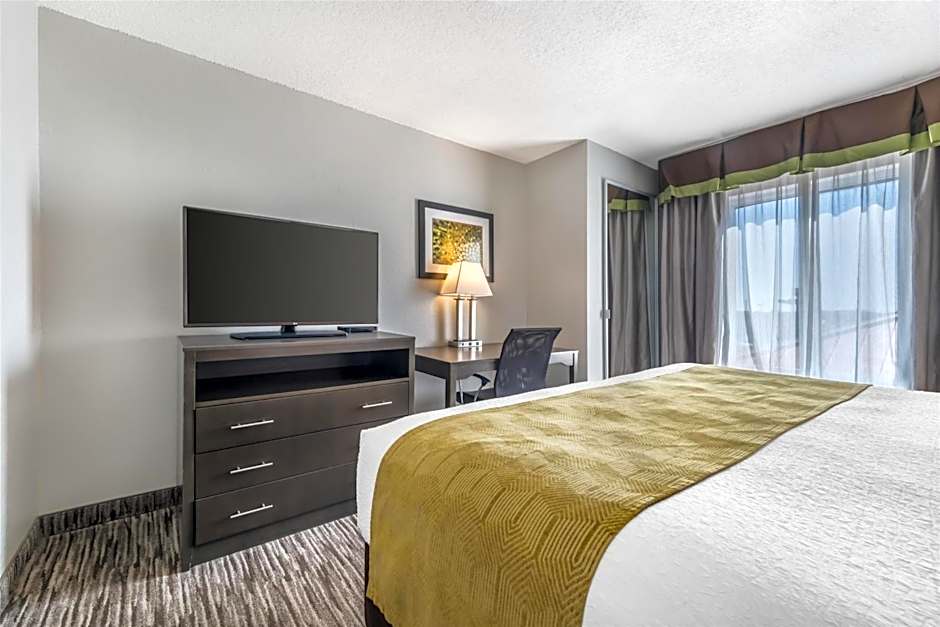 Best Western Plus Liberal Hotel & Suites