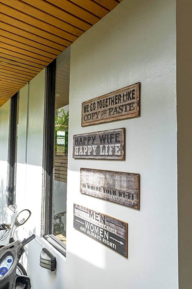 White House – Tainan, LA