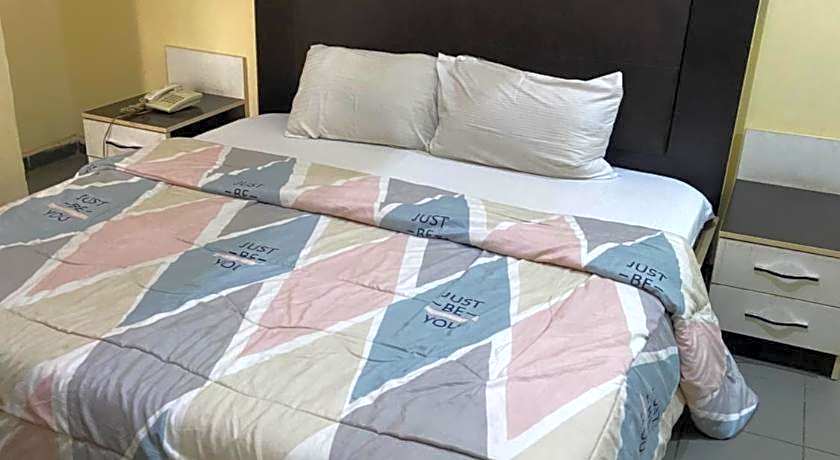 Dreamland Suites