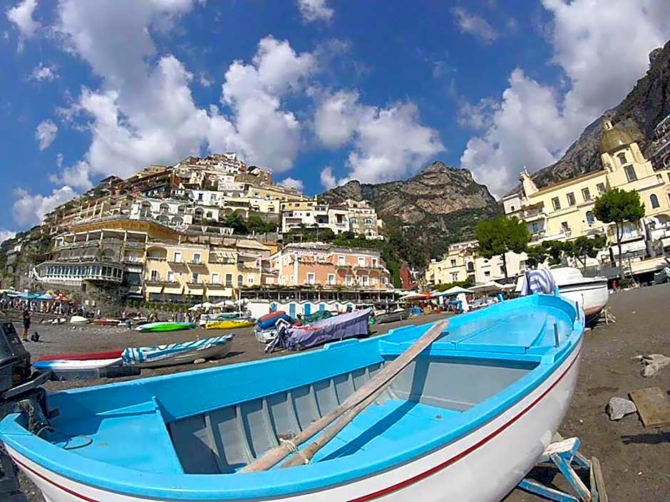 L'Antico Borgo Dei Limoni