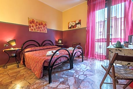 Triple Room with Shared Bathroom